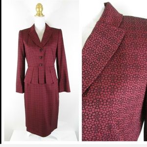 Tahiti Arthur Levine burgundy/black skirt suit